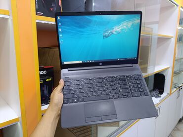 ikinci el qaz sobasi: İşlənmiş HP 15.6 ", AMD Ryzen 3, 256 GB