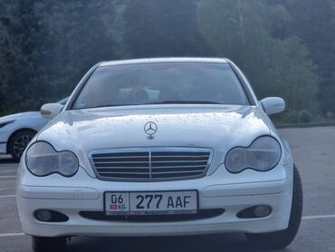 мерс на продажу: Mercedes-Benz 
