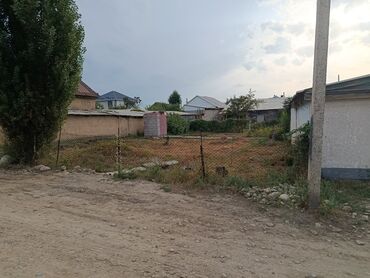 купить дом в бишкеке район пишпек: Продается земельный участок, окруженный жилыми домами, что указывает