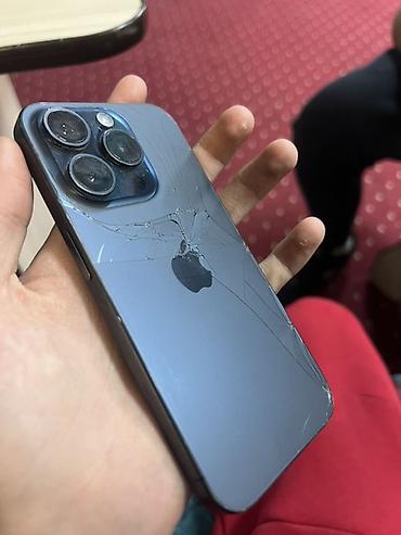 samsung snapdragon: IPhone 15 pro 256ГБ (визуально — тёмный/«Space Black») - Экран 6.1" — 2