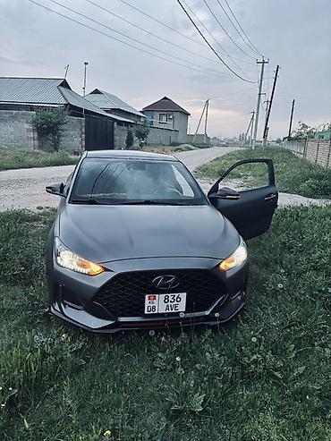 елантра 2017: Hyundai Veloster: 2019 г., 1.6 л, Робот, Бензин, Хэтчбэк — 3