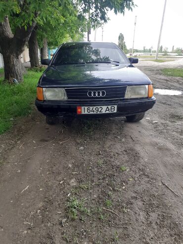 рубашка велюр: Audi 100: 1987 г., 1.8 л, Механика, Бензин, Седан