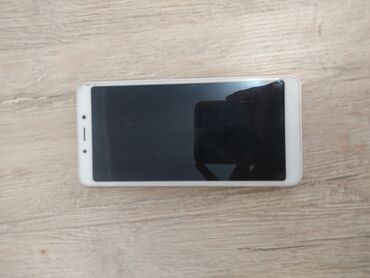 Redmi: Redmi, Redmi 6A, Б/у, 16 ГБ, цвет - Золотой, 2 SIM