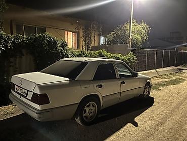 Продажа авто: Mercedes-Benz W124: 1991 г., 2 л, Механика, Бензин, Седан — 3