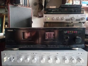продажа магнитофонов: Продаю две деки 1. TEAC W-480 C магнитофот - приставка Ценна - 3000