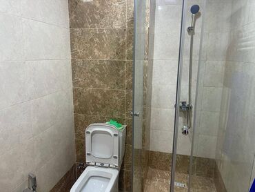 Uzunmüddətli kirayə mənzillər: Sumqayıt şəhəri,Bulvarda Kristal Abşeronun binasında,3 otaqlı əşyalı — 6