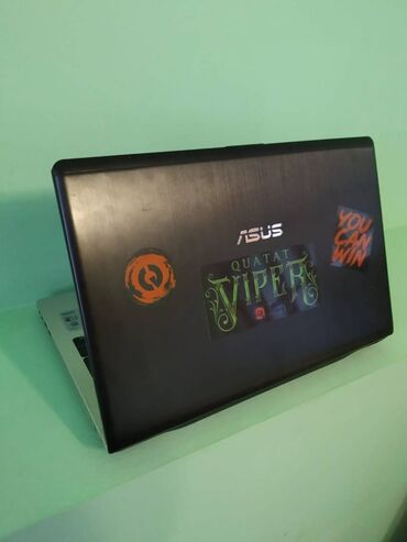 noutbuk cantası: İşlənmiş ASUS 15.4 ", Intel Core i5, 1 TB