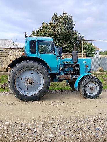 Belarus 892 traktor. Kənd təsərrüfatı işləri üçün nəzərdə tutulmuş