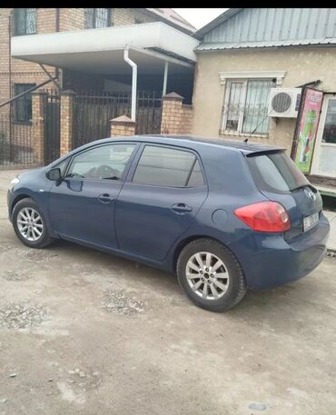 Toyota: Toyota Auris: 2008 г., 1.6 л, Робот, Бензин, Хэтчбэк