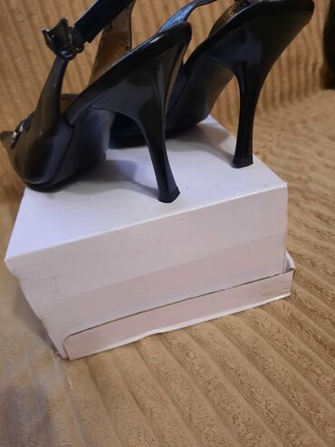 Salonke: Salonke, 39 — 2