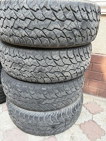Комплект из 4 внедорожных шин All-Terrain (AT). Размер: 265/70 R17 at lalafo.kg Комплект из 4 внедорожных шин All-Terrain (AT). Размер: 265/70 R17
