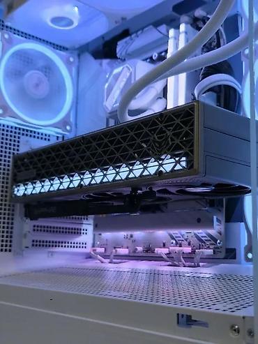 Desktop računari i radne stanice: Ryzen 7 9800X3D RX 9070XT X870 32GB 2TB - SM136PC. ✨ Prodaja i — 15