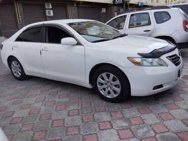 машина в караколе: Toyota