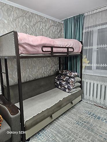 купить раскладной диван: Двухъярусная кровать, Б/у, С выкатной системой — 1