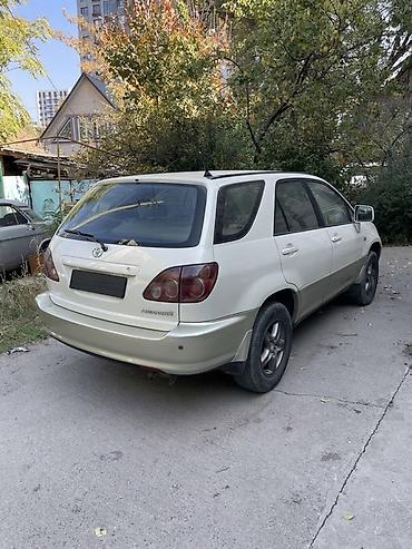cl 63 2010: Toyota Harrier: 1998 г., 2.2 л, Автомат, Бензин, Кроссовер — 3