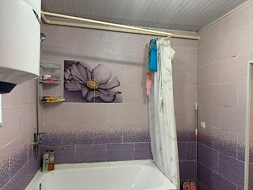 репина: 🏡 Продаётся просторный жилой дом в Бишкеке! 📍 Пишпек Репина/ Амосова — 8