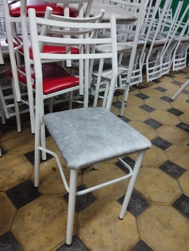 Стулья для кухни: Железные стулья срочно! Продаются железные стулья, осталось — 20