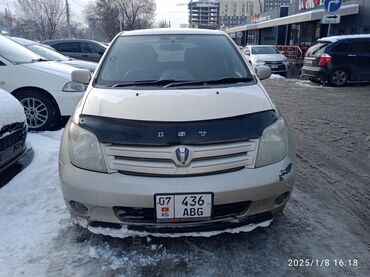 Toyota: Toyota ist: 2002 г., 1.3 л, Автомат, Бензин, Хэтчбэк