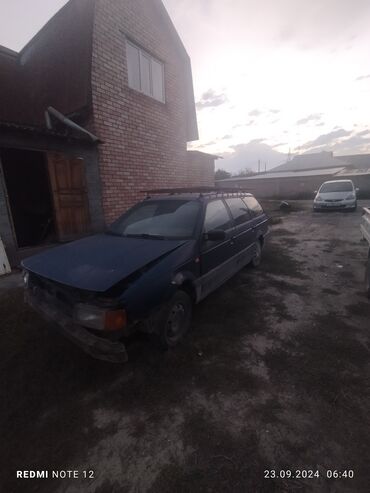 дворник пассат: Volkswagen Passat: 1988 г., 1.8 л, Механика, Бензин, Универсал