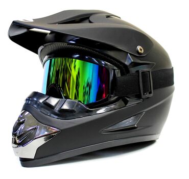 куплю мотоцыкл: Кроссовый Эндуро Мото Шлем Чёрного Цвета с очками в комплекте! Шлем
