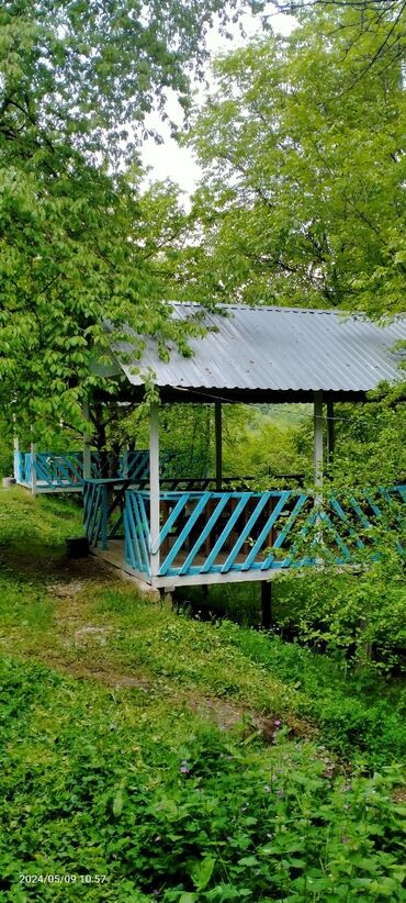 Restoran, kafelər: PANORAMA Ailəvi Restoran – çay kənarında piknik məkanı.QƏCRƏŞDƏ — 14