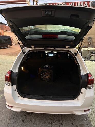 Toyota: Toyota Corolla: 1.5 l | 2015 il Universal — 16