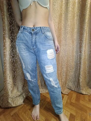 джинсы на заказ: Мом, Zara, Средняя талия, Рваные