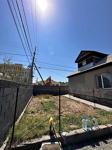 дом кара: 📍ж/м Кара-Жыгач 🔘4-комнатный 🔘Этаж 1 🔘132,6м² 🏡 Продаётся — 9