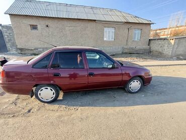 Daewoo: Daewoo Nexia: 2009 г., 1.5 л, Механика, Бензин