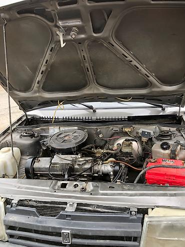 karopkalar: VAZ (LADA) 21099: 1.5 l | 1995 il 2000 km Sedan — 10
