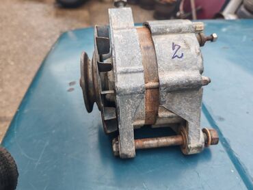 Auto delovi: Alternator Lada 2107 Riva, Lada 2121 Niva 1.6 br.2 . Polovno, ocuvano — 8