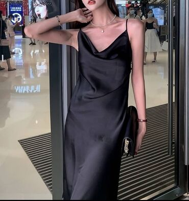 чёрное платье: Вечернее платье, Длинная модель, Атлас, Без рукавов, S (EU 36)