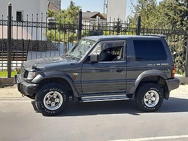 на поджеро: Mitsubishi Pajero: 1994 г., 3.5 л, Бензин — 2