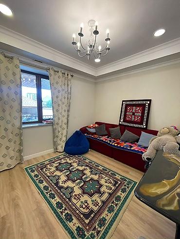 Продажа коттеджей и домов: СРОЧНО Продаю дом в одном из лучших районов города! Киргизия-1, ул — 13