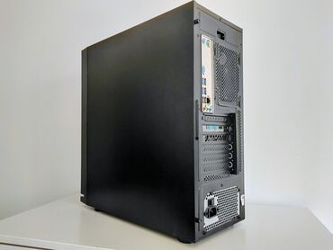 Desktop računari i radne stanice: Gejmer/ Ryzen 5 5500/16GB DDR4/SSD M2/Radeon RX 6600 8GB Prodajem — 6