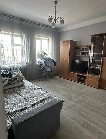 Продажа коттеджей и домов: Угловой участок в начале Пригородного, можно поделить на два. • — 9