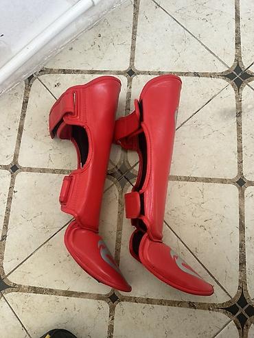 Ортезы: Venum döyüş növləri üçün qamış və ayaqüstü qoruyucu (shin guards + — 2