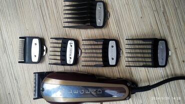 инструменты для стрижки: Продам профессиональную машинку для стрижки волос. Машинка проводная