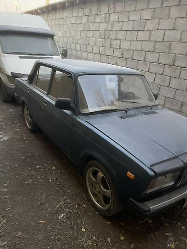 бак ауди с4: ВАЗ (ЛАДА) 2107: 2002 г., Кол менен иштөөчү, Бензин, Седан — 2