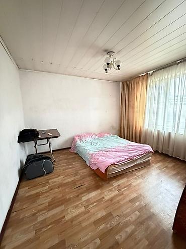 Продажа коттеджей и домов: Продаётся двухэтажный дом в районе Токольдош по улице Армейская — 11
