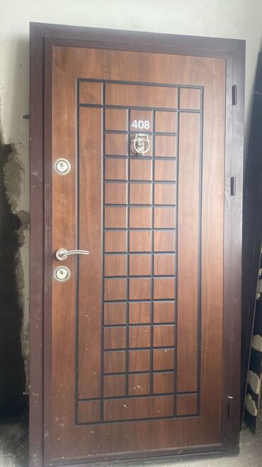 Giriş qapıları: Turkiye istehsali seyf qapi 230 azn. Olcu 2.10/1.04-dir. Unvan Baki lalafo.az -da Giriş qapıları: Turkiye istehsali seyf qapi 230 azn. Olcu 2.10/1.04-dir. Unvan Baki