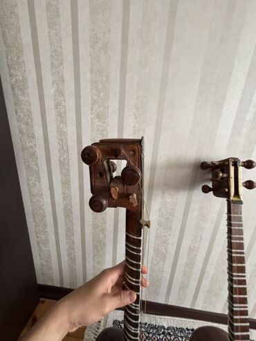 Tar: Tarlar satılır ideal vəziyyətdədirlər. hətta soldaki qədim tardır çox — 8