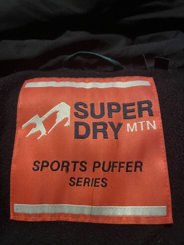 Zimske jakne: Superdry muška zimska puffer jakna sa kapuljačom - Boja: crna - — 9