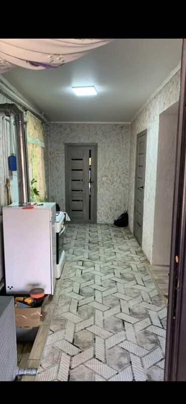 сдаю дом с новопавловка: 66 м², 3 комнаты, Парковка, Сарай, Забор, огорожен