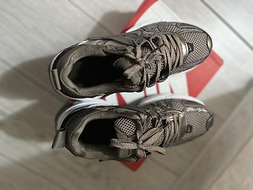 аренда свадебного платья бишкек: Мужские кроссовки, 38, Nike, Новый, цвет - Коричневый, Платная доставка — 1