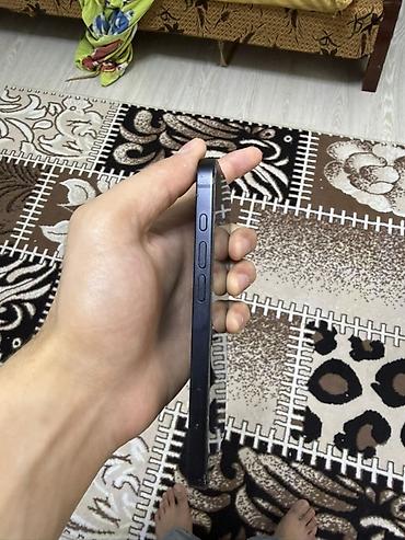 iphone xs max barter: IPhone 16e, 128 GB, Qara, Face ID — 3