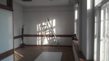 бокс малярка: Сдам под офис, Центр, Чуй 108, напротив к-т Ала-Тоо, Союз Художников