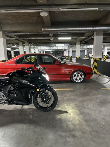 Мотоциклы: Продаю SUZUKI GSX250R г.в.: 11.2021 пробег: 8.400 км — 15