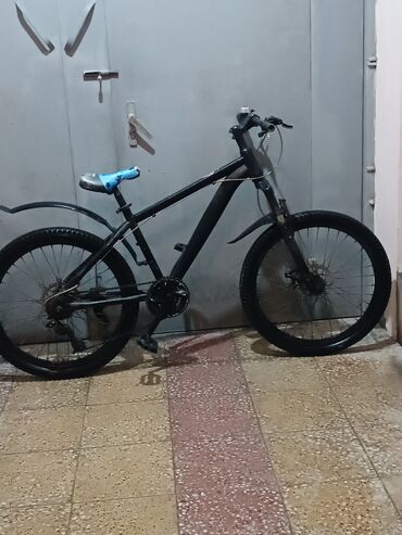 velo zapchast: İşlənmiş Şəhər velosipedi 26", sürətlərin sayı: 30, Ünvandan götürmə