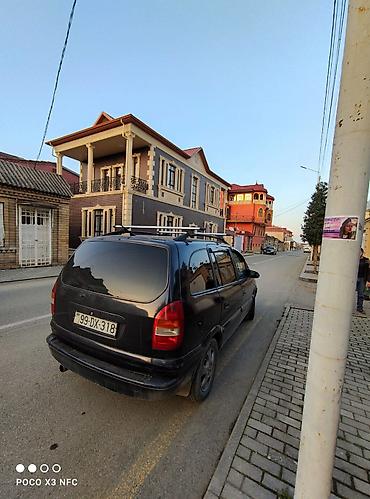 priora ehtiyyat hissələri: Opel Zafira A, qara rəng, 7 yerlik miniven. Xüsusiyyətlər: - Geniş — 3